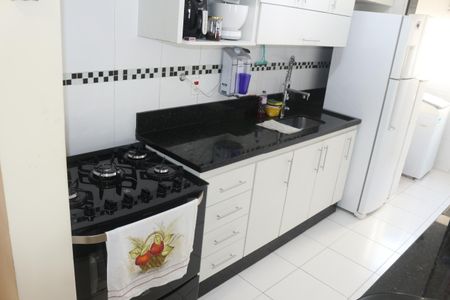 Apartamento à venda com 81m², 2 quartos e 1 vagaCozinha 