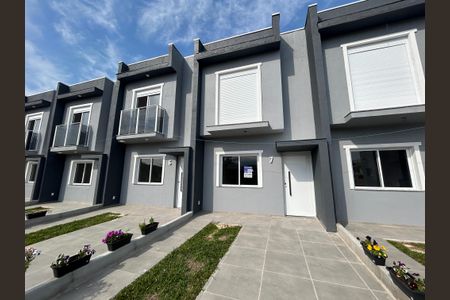 Casa à venda com 67m², 2 quartos e 1 vagaFachada