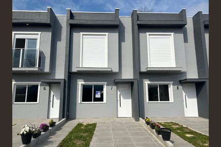 Casa à venda com 67m², 2 quartos e 1 vagaFachada