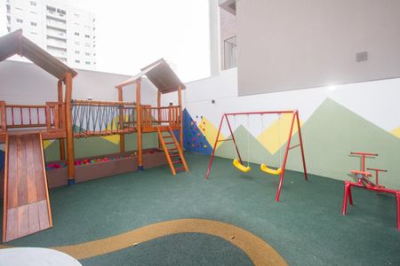 Apartamento à venda com 81m², 2 quartos e 1 vagaÁrea comum