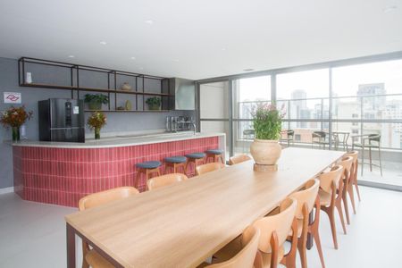Apartamento à venda com 81m², 2 quartos e 1 vagaÁrea comum