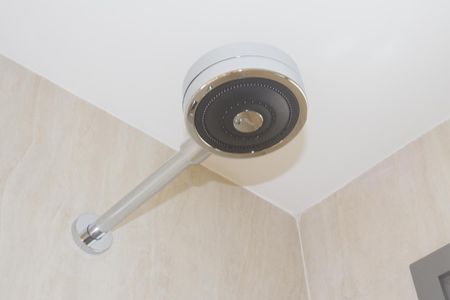 Apartamento à venda com 81m², 2 quartos e 1 vaga Apartamento à venda com 81m², 2 quartos e 1 vagaBanheiro da Suíte