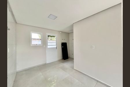 Casa à venda com 67m², 2 quartos e 1 vagaÁrea de Serviço