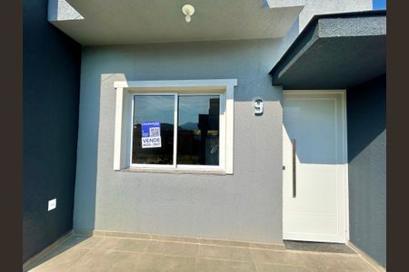 Casa à venda com 67m², 2 quartos e 1 vagaFachada - Placa