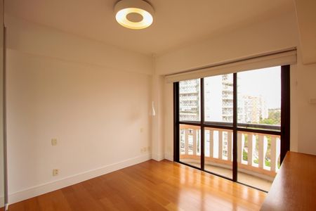 Apartamento à venda com 145m², 3 quartos e 2 vagasSuíte