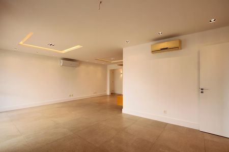 Sala de apartamento à venda com 3 quartos, 145m² em Barra da Tijuca, Rio de Janeiro