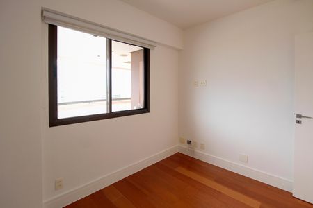 Apartamento à venda com 145m², 3 quartos e 2 vagasQuarto 1