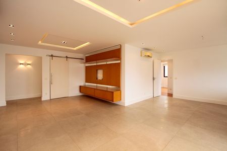 Sala de apartamento à venda com 3 quartos, 145m² em Barra da Tijuca, Rio de Janeiro