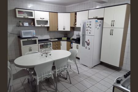 Casa à venda com 112m², 3 quartos e 1 vaga Casa à venda com 112m², 3 quartos e 1 vagaFoto 01