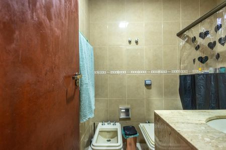 Apartamento à venda com 96m², 3 quartos e 1 vaga Apartamento à venda com 96m², 3 quartos e 1 vagaBanheiro 1