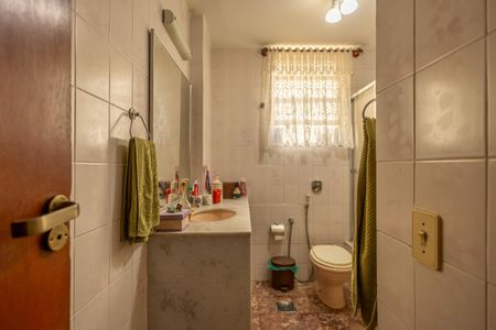 Apartamento à venda com 96m², 3 quartos e 1 vaga Apartamento à venda com 96m², 3 quartos e 1 vagaBanheiro 2