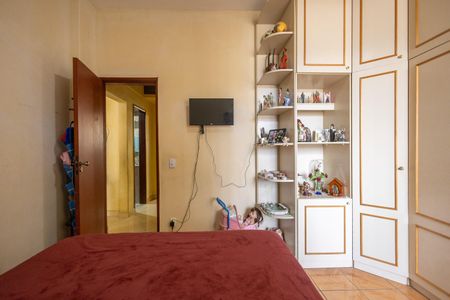 Apartamento à venda com 96m², 3 quartos e 1 vaga Apartamento à venda com 96m², 3 quartos e 1 vagaQuarto 2