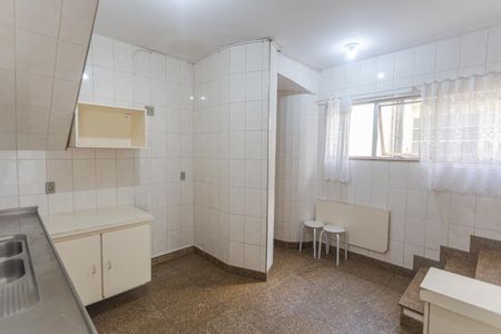 Apartamento para alugar com 250m², 4 quartos e 1 vaga Apartamento para alugar com 250m², 4 quartos e 1 vagaCozinha
