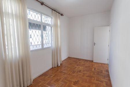 Apartamento para alugar com 250m², 4 quartos e 1 vaga Apartamento para alugar com 250m², 4 quartos e 1 vagaQuarto 2