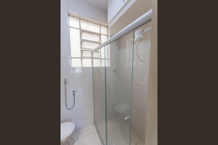 Apartamento para alugar com 250m², 4 quartos e 1 vaga Apartamento para alugar com 250m², 4 quartos e 1 vagaBanheiro da Suíte 1