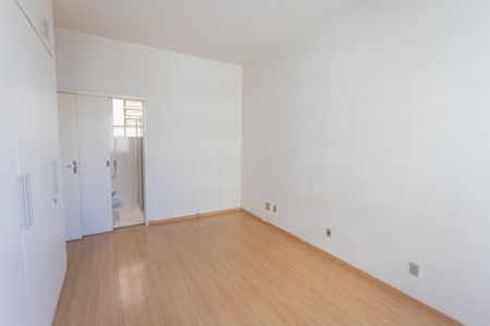 Apartamento para alugar com 250m², 4 quartos e 1 vaga Apartamento para alugar com 250m², 4 quartos e 1 vagaSuíte 1