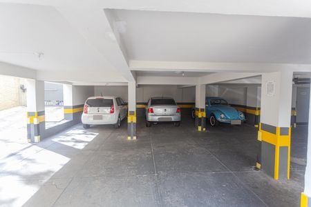 Apartamento para alugar com 250m², 4 quartos e 1 vaga Apartamento para alugar com 250m², 4 quartos e 1 vagaGaragem