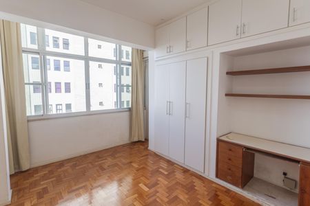 Apartamento para alugar com 250m², 4 quartos e 1 vaga Apartamento para alugar com 250m², 4 quartos e 1 vagaQuarto 1