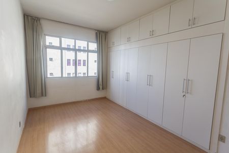 Apartamento para alugar com 250m², 4 quartos e 1 vaga Apartamento para alugar com 250m², 4 quartos e 1 vagaSuíte 1