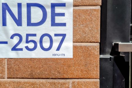 Apartamento para alugar com 63m², 2 quartos e 1 vagaPlaquinha