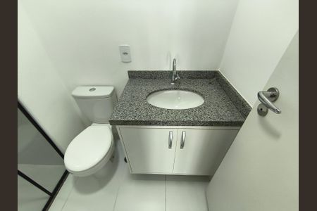 Apartamento para alugar com 63m², 2 quartos e 1 vaga Apartamento para alugar com 63m², 2 quartos e 1 vagaBanheiro