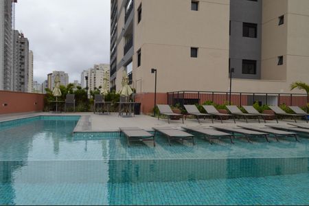 Apartamento para alugar com 63m², 2 quartos e 1 vagaPiscina