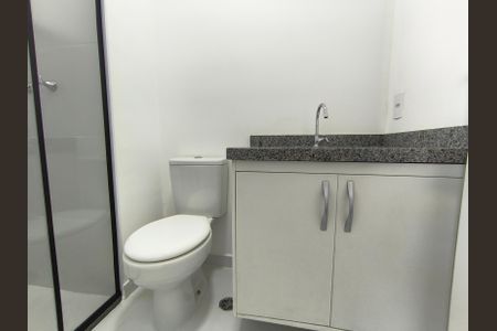Apartamento para alugar com 63m², 2 quartos e 1 vaga Apartamento para alugar com 63m², 2 quartos e 1 vagaBanheiro da Suíte