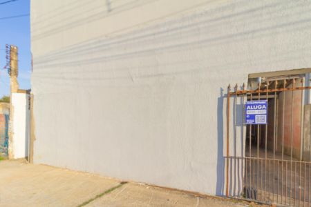 Fachada de casa para alugar com 1 quarto, 32m² em Harmonia, Canoas