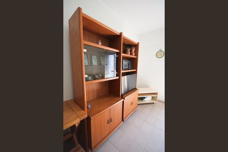 Apartamento para alugar com 55m², 1 quarto e 1 vaga Apartamento para alugar com 55m², 1 quarto e 1 vagaSala