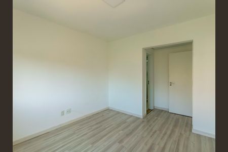 Apartamento à venda com 75m², 2 quartos e 2 vagasSuíte