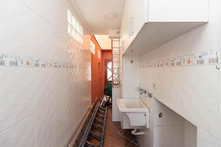 Área de Serviço de casa para alugar com 3 quartos, 140m² em Vila Constança, São Paulo