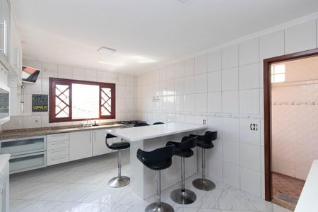 Cozinha de casa para alugar com 3 quartos, 140m² em Vila Constança, São Paulo
