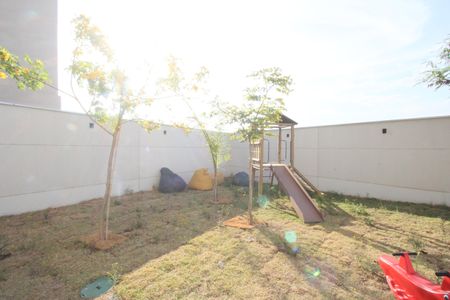 Apartamento à venda com 83m², 2 quartos e sem vagaÁrea comum - Playground
