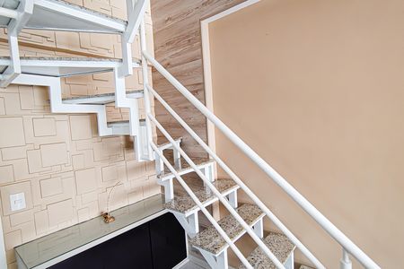 Apartamento à venda com 125m², 3 quartos e 2 vagasEscada