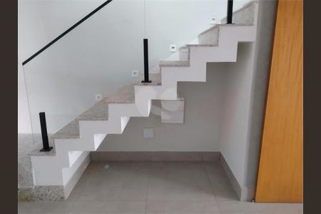 Casa à venda com 144m², 4 quartos e 2 vagas