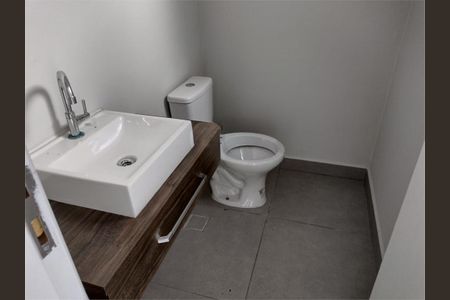 Casa à venda com 144m², 4 quartos e 2 vagas