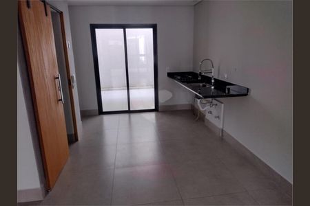 Casa à venda com 144m², 4 quartos e 2 vagas
