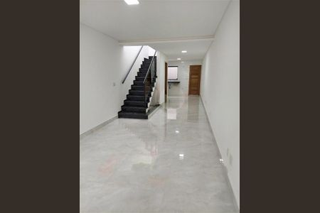 Casa à venda com 160m², 3 quartos e 4 vagas