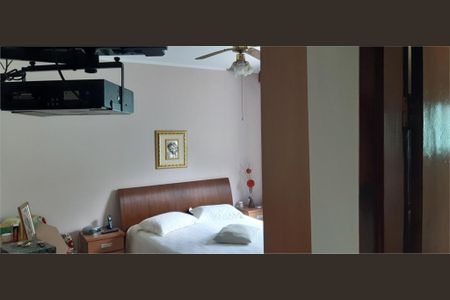 Casa à venda com 256m², 3 quartos e 10 vagas