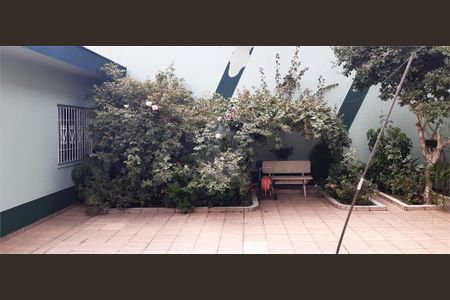 Casa à venda com 256m², 3 quartos e 10 vagas