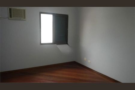 Casa à venda com 3 quartos, 264m² em Jardim do Mar, São Bernardo do Campo
