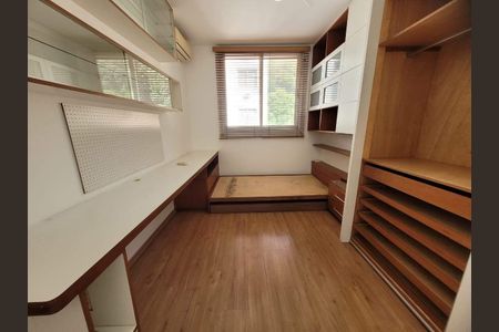 Apartamento à venda com 3 quartos, 140m² em Laranjeiras, Rio de Janeiro