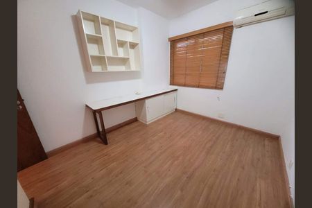 Apartamento à venda com 140m², 3 quartos e 2 vagas