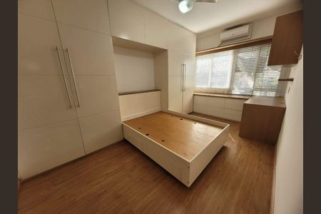 Apartamento à venda com 3 quartos, 140m² em Laranjeiras, Rio de Janeiro