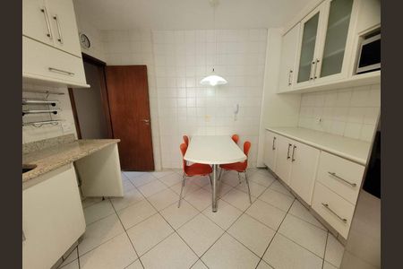 Apartamento à venda com 140m², 3 quartos e 2 vagas