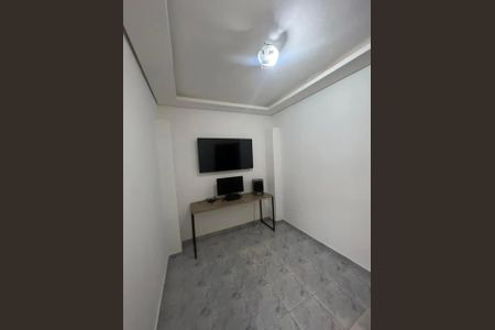 Casa à venda com 210m², 2 quartos e 2 vagas Casa à venda com 210m², 2 quartos e 2 vagasQuarto