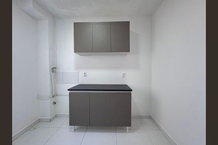 Apartamento à venda com 41m², 2 quartos e 1 vaga Apartamento à venda com 41m², 2 quartos e 1 vagaCozinha