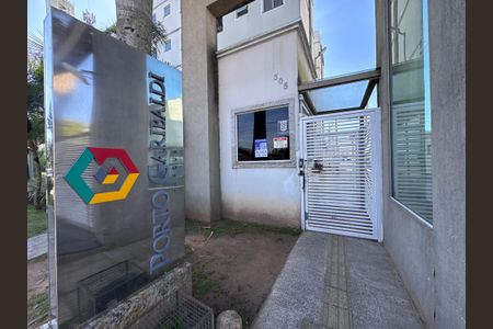 Apartamento à venda com 41m², 2 quartos e 1 vaga Apartamento à venda com 41m², 2 quartos e 1 vagaFachada