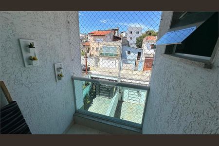 Casa à venda com 3 quartos, 166m² em Jardim Eliane, São Paulo
