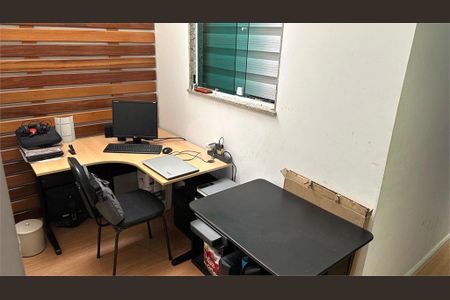 Casa à venda com 3 quartos, 166m² em Jardim Eliane, São Paulo